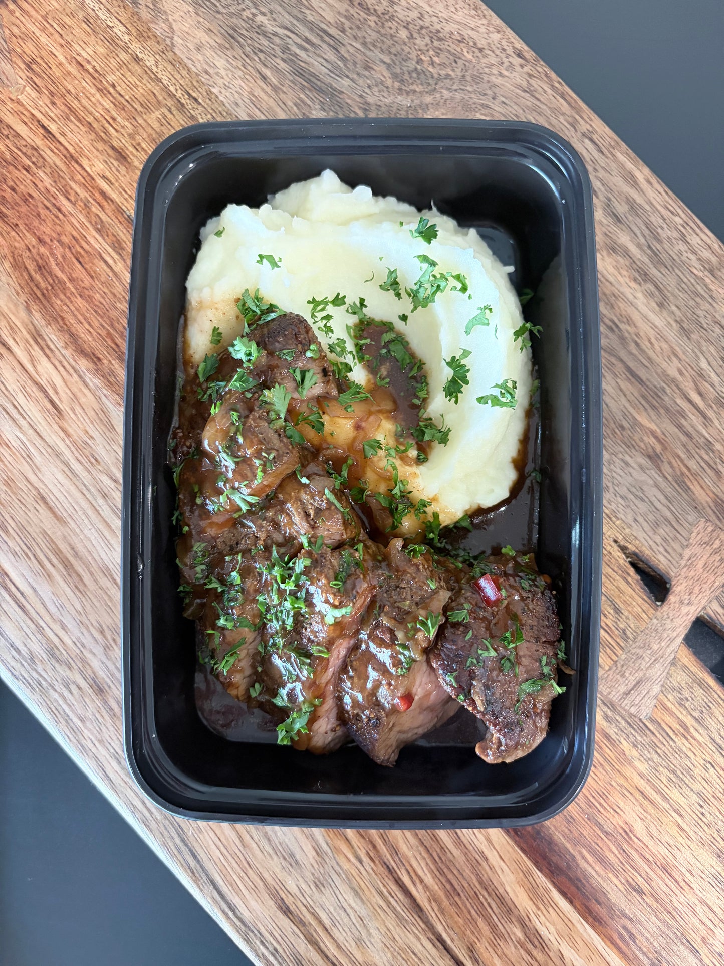 Grilled Steak & Mashed Potatoes